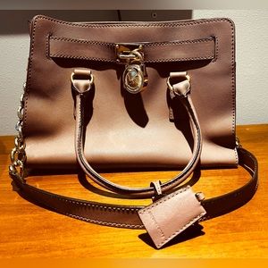 Like New Michael Kors Rose Colored Purse